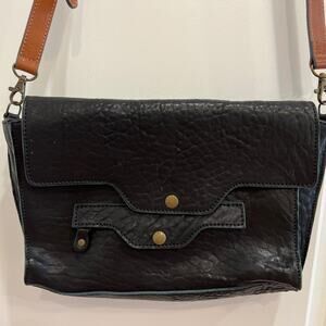 Beatriz Furest BF Crossbody Bag Purse Genuine Leather Green Organic Minimalist